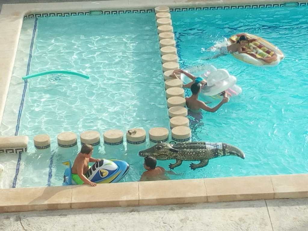 Urbanización apartamento Paraíso Beach, piscina